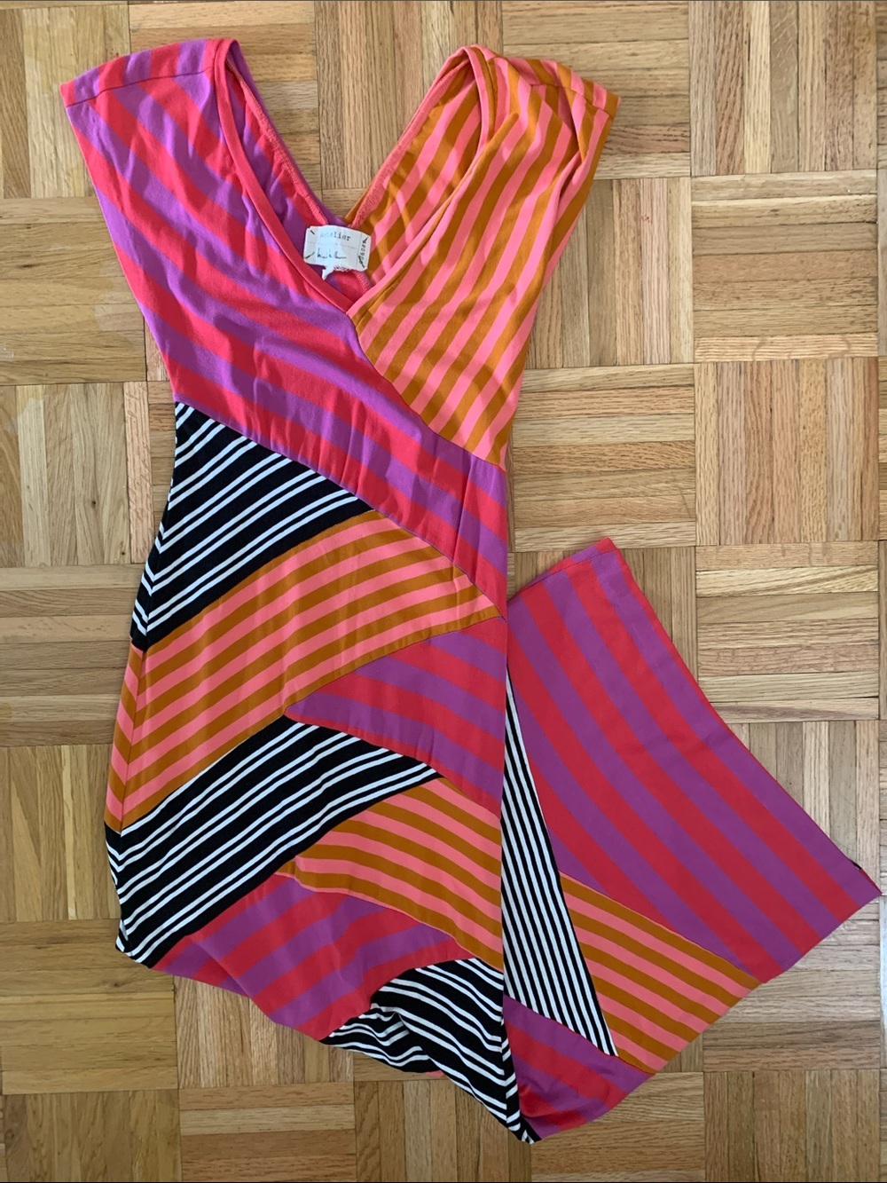 Nicole Miller Artelier - Striped Maxi Dress V-Neck Women’s Size XS